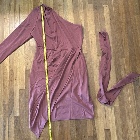 *last chance!!* Pretty Garden | Women’s one shoulder, long sleeve dress - Picture 11 of 16